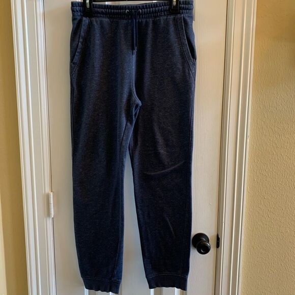 Old navy blue jogger - Picture 1 of 5